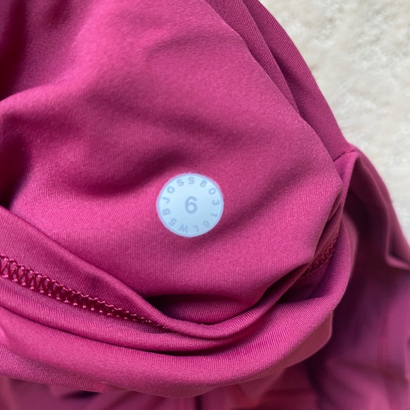 Lululemon leggings - Picture 3 of 8